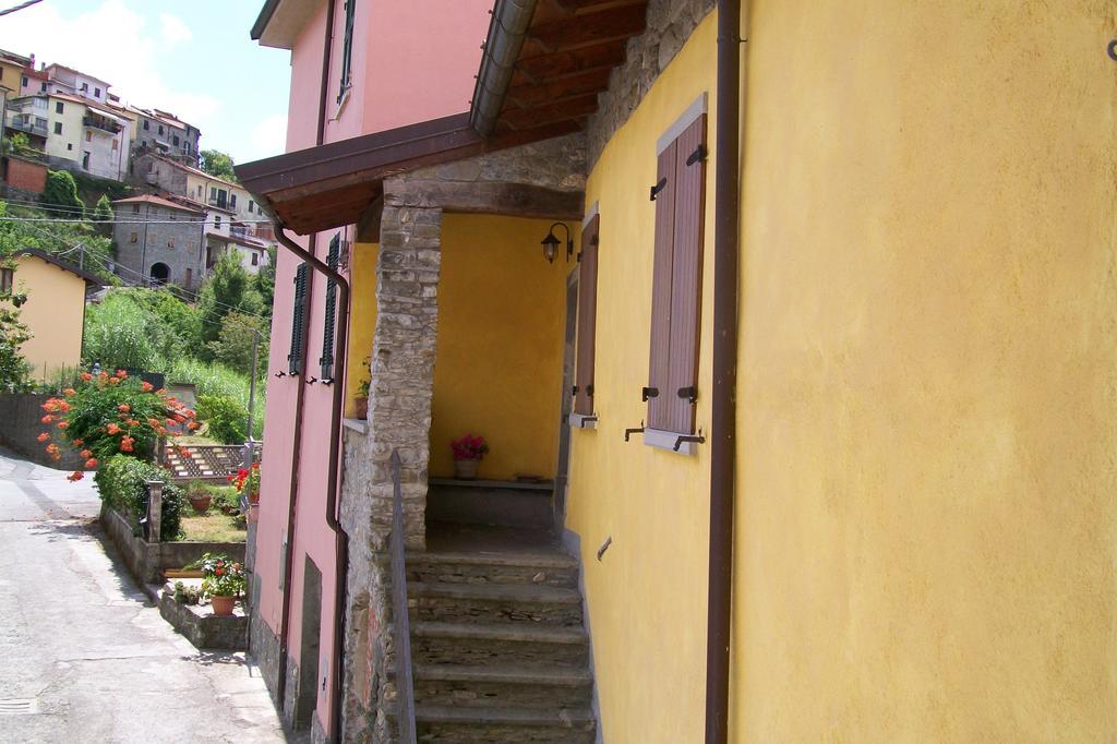 La Casa Del Borgo Apartment Beverino Cameră foto