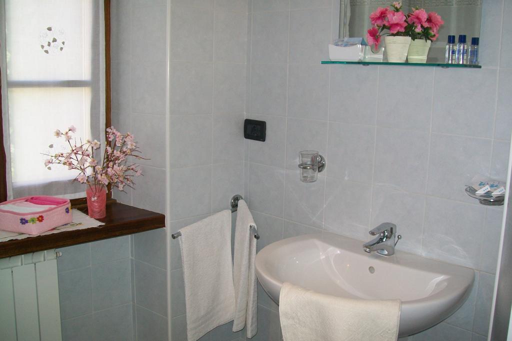 La Casa Del Borgo Apartment Beverino Cameră foto